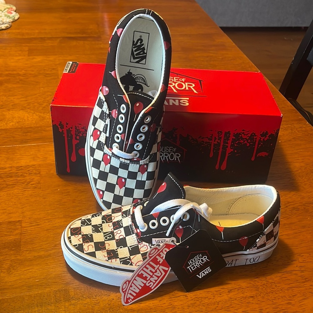 House of Terror Vans